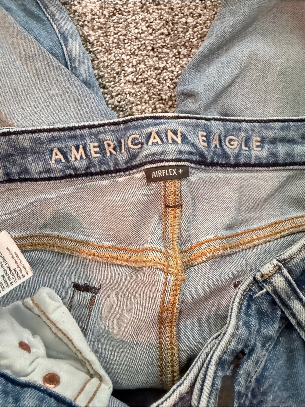 American Eagle Outfitters Blue Denim Jeans with Tan Stitching - Picture 4 of 5